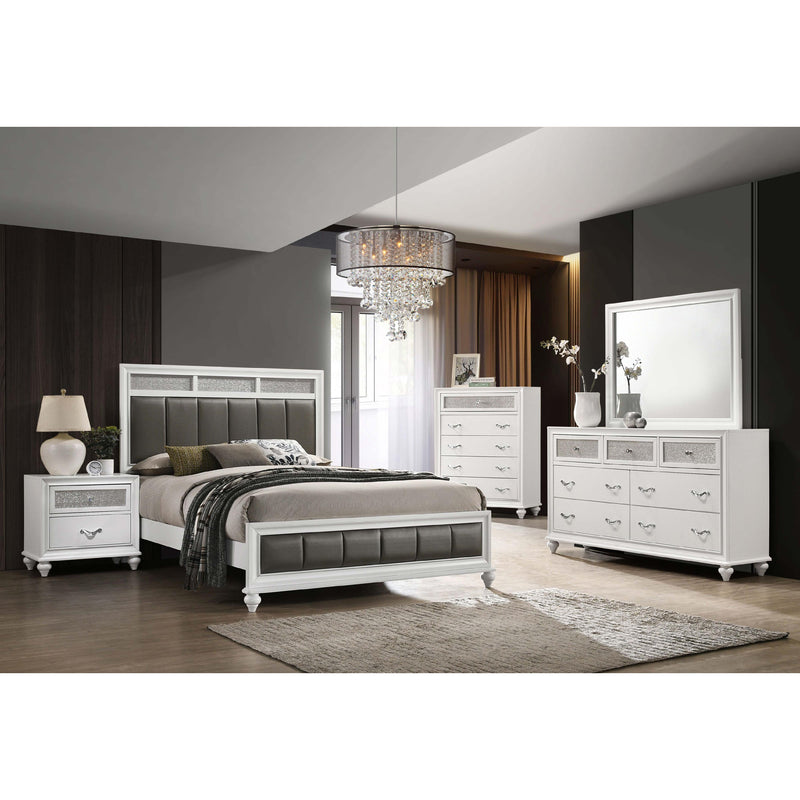 Coaster Furniture Barzini 205895 5-Drawer Bedroom Chest - White IMAGE 10