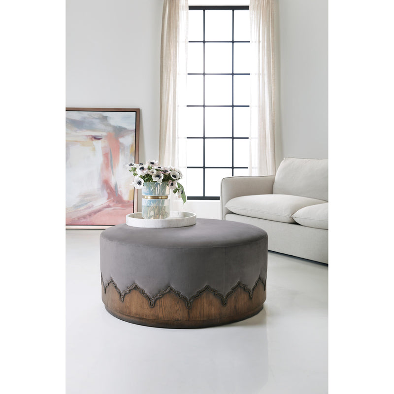 Hooker Furniture 638-50448-85 Melange Meyers Cocktail Ottoman IMAGE 3
