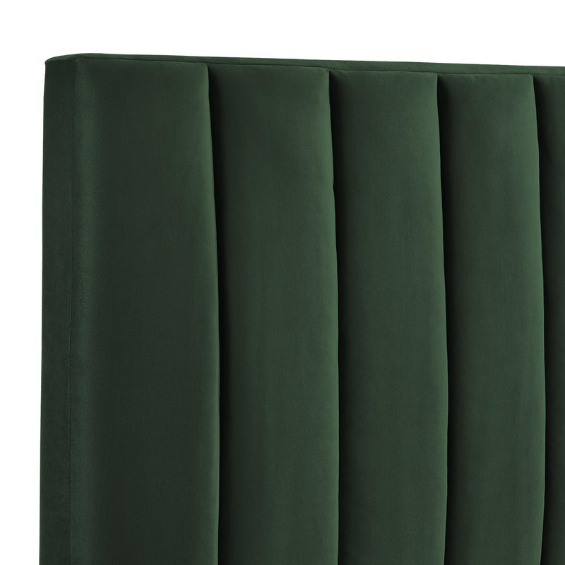 Elements International Coyote Queen Bed W/Carroll Emerald w/Two End Table IMAGE 5