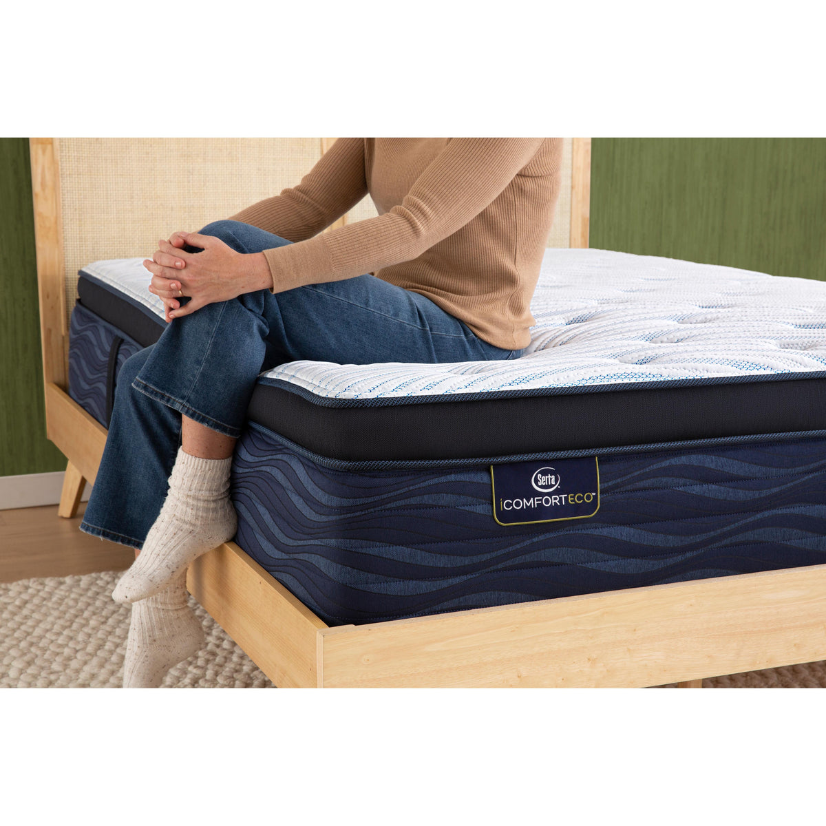 Serta Q20GL Plush Pillow Top Mattress (King)