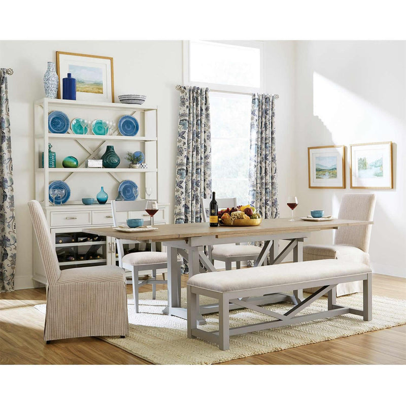 Riverside Furniture Osborne Sideboard & Hutch 12156/12155 IMAGE 5