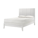  Crown Mark Denker B4712-K King Bed - White IMAGE 1