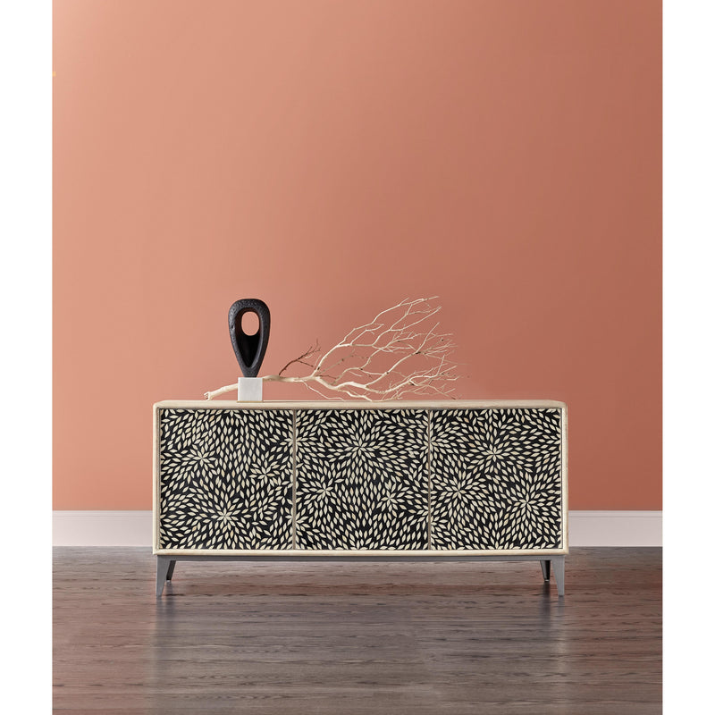 Hooker Furniture 628-85112-02 Melange Petrina Three Door Credenza IMAGE 4