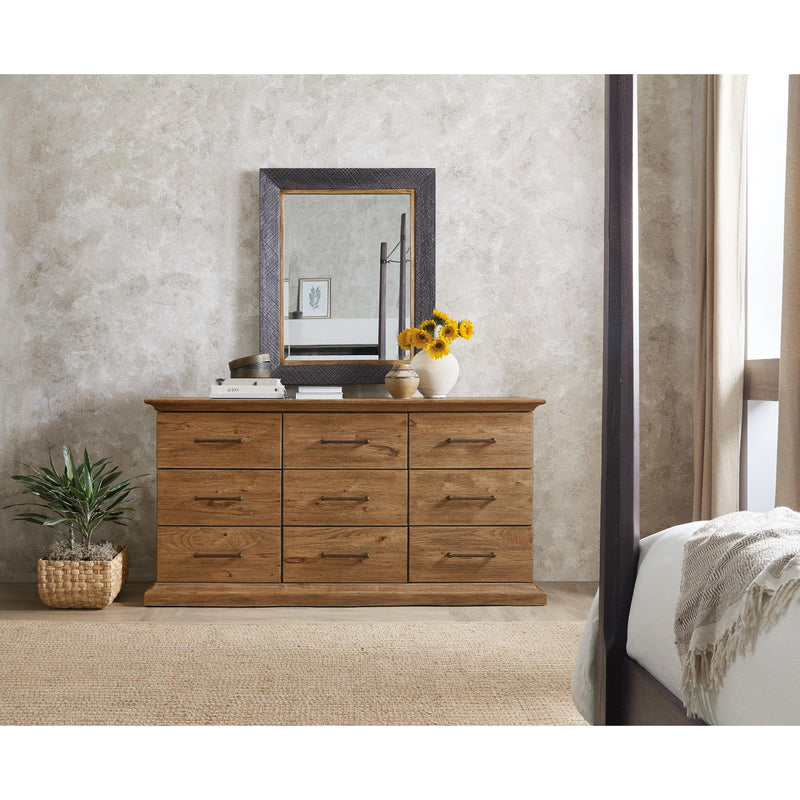 Hooker Furniture 6700-90202-80 Big Sky Nine Drawer Dresser IMAGE 5