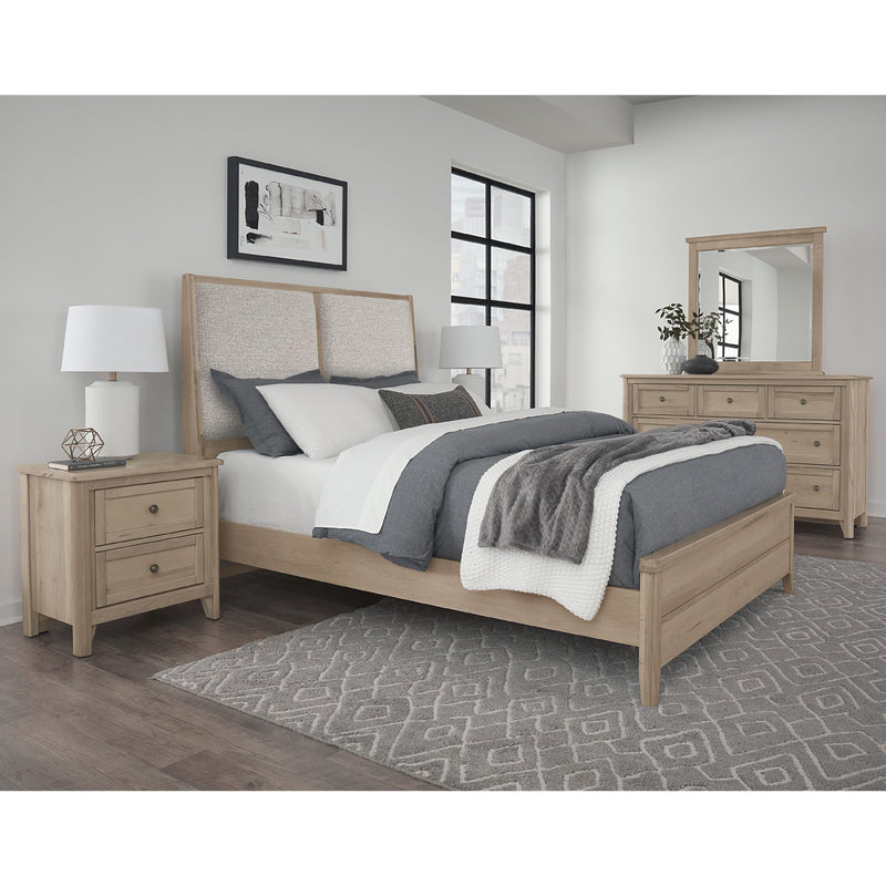Vaughan-Bassett Woodbridge 822 King Upholstered Bed with Grey Fabric - Clear Maple IMAGE 2