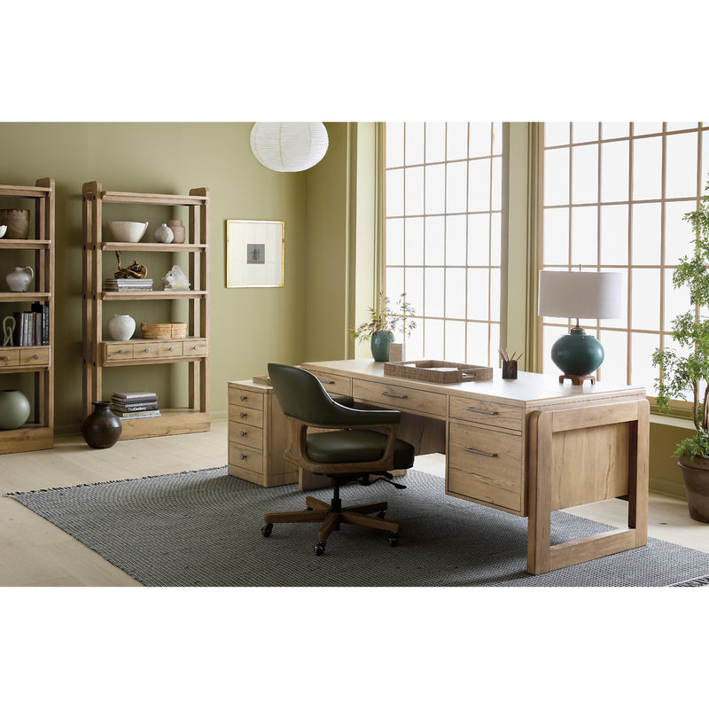  Hooker Furniture EC225-028 Briar Executive Swivel Tilt Chair IMAGE 8