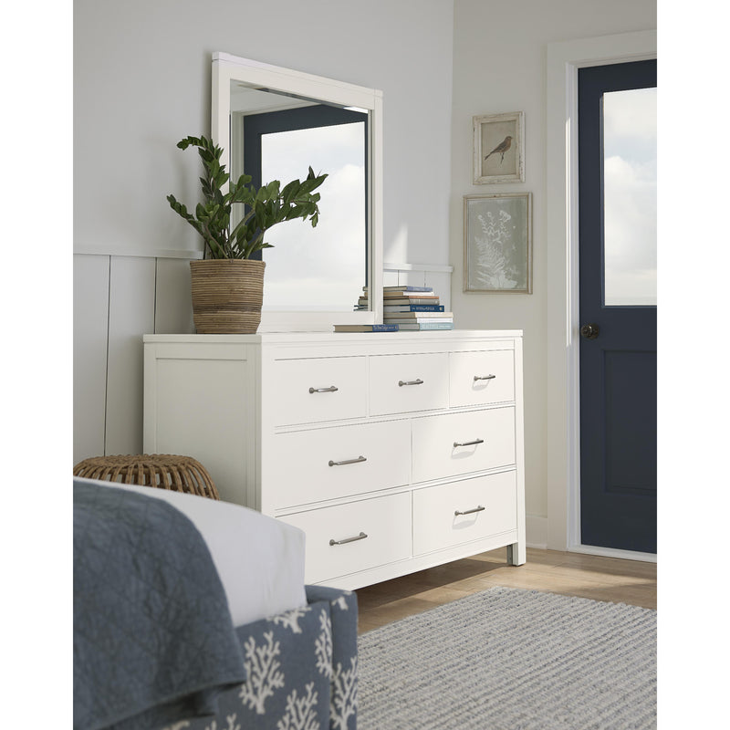  Vaughan-Bassett Tide & Timber 834-002 7 Drawer Dresser - White Maple IMAGE 4