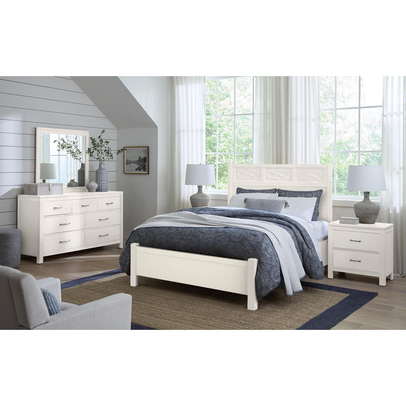  Vaughan-Bassett Tide & Timber 834 Queen Fretwork Bed - White Maple IMAGE 4