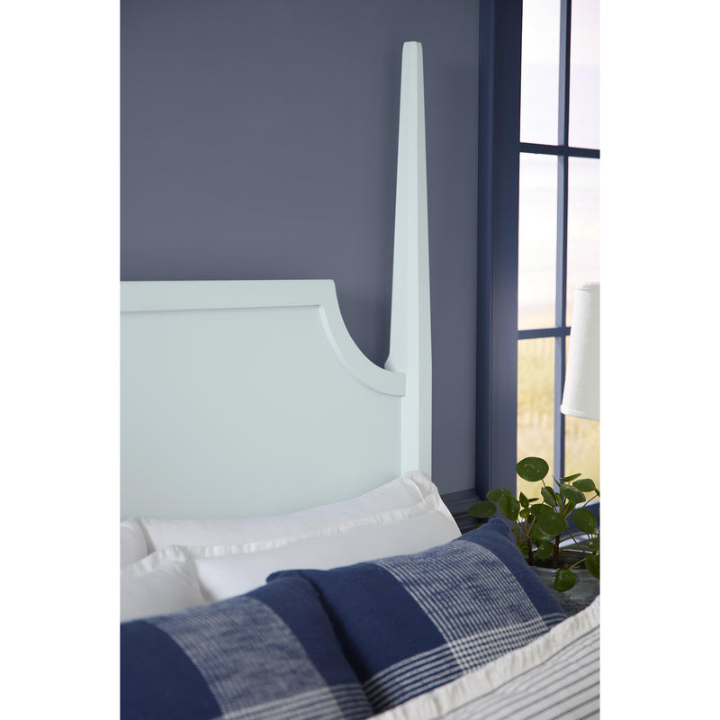  Vaughan-Bassett Tide & Timber 835 Queen Pencil Poster Bed with Footboard Storage - Blue Maple IMAGE 3