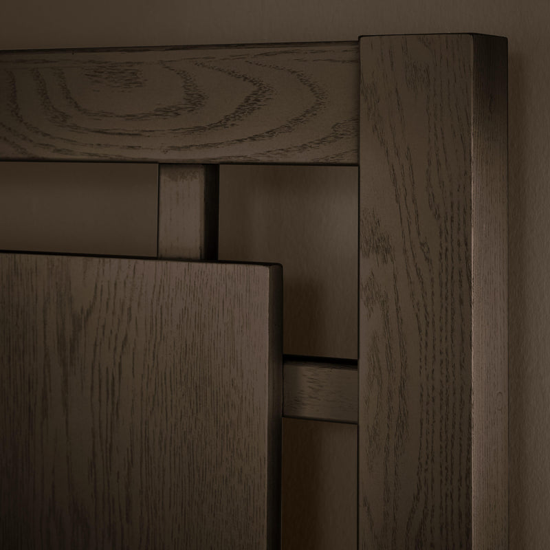  Vaughan-Bassett Lodge & Loft 840 King Floating Panel Bed with Footboard Storage - Dark Oak IMAGE 4
