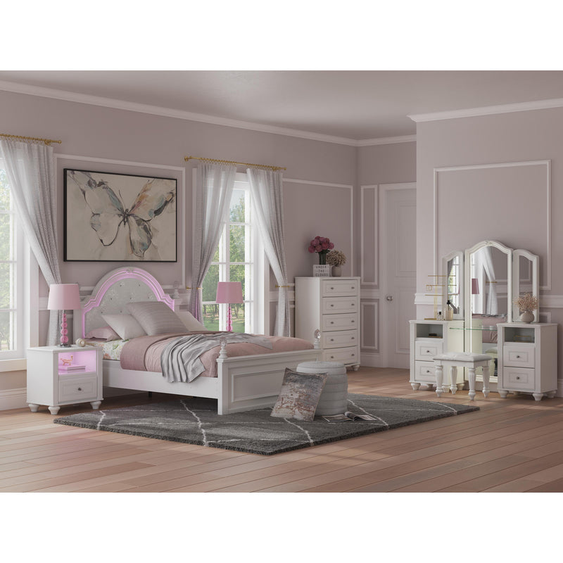  Signature Design by Ashley Chests 5 Drawers PCB1819-46 IMAGE 10