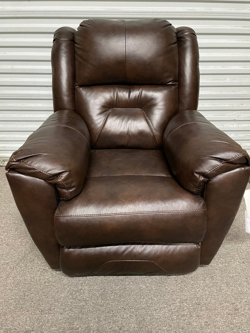 Pandora Power Recliner by Southern Motion (CLEARANCE)