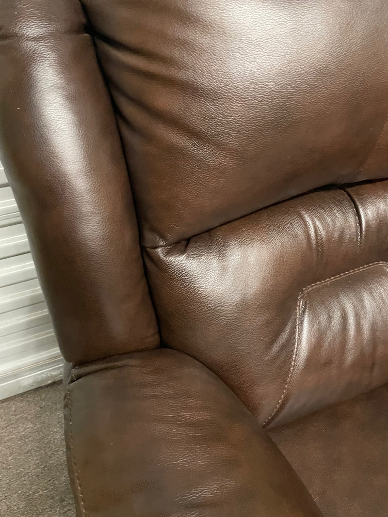 Pandora Power Recliner by Southern Motion (CLEARANCE)