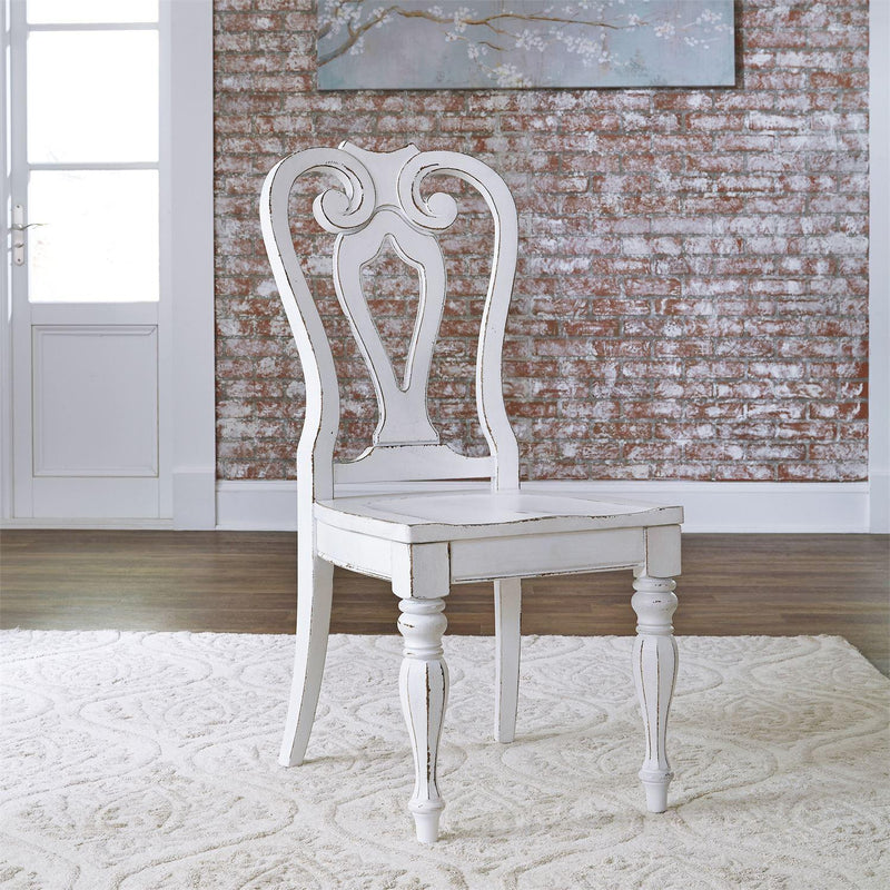 Liberty Furniture Industries Inc. Magnolia Manor 244-DR-7LGS 7 pc Dining Set IMAGE 4