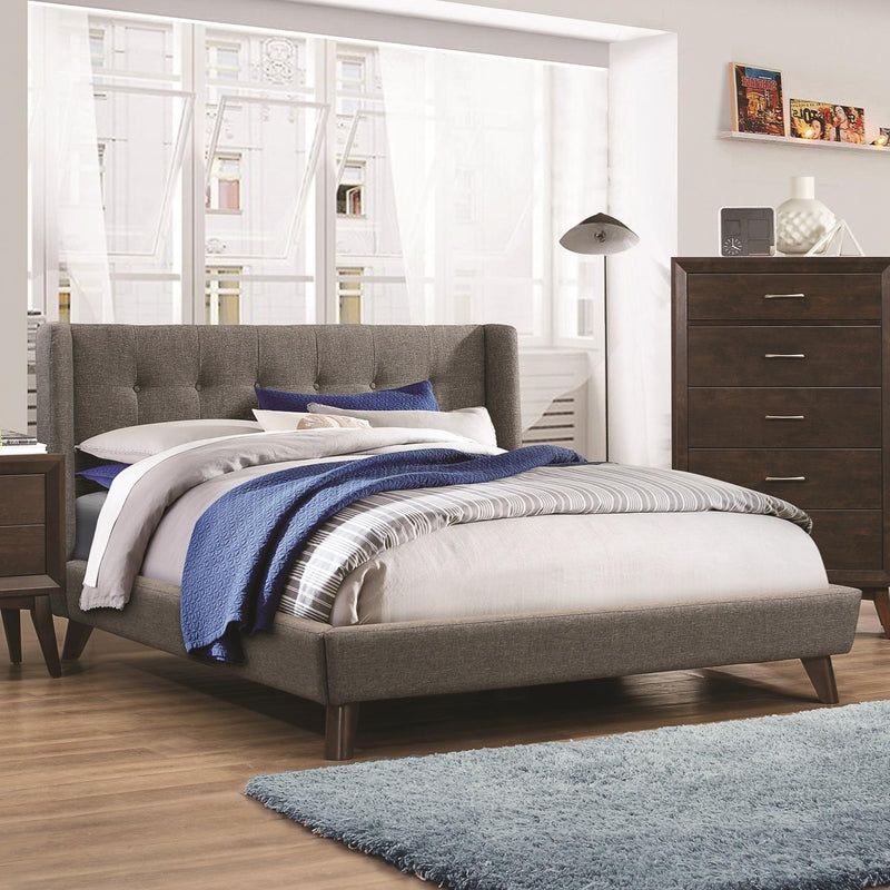 Coaster Furniture Carrington King Upholstered Bed 301061KE IMAGE 1