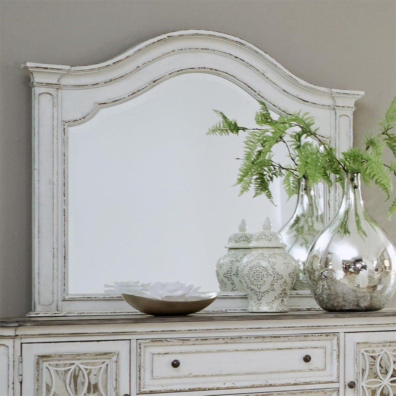 Liberty Furniture Industries Inc. Magnolia Manor Arched Dresser Mirror 244-BR52 IMAGE 3