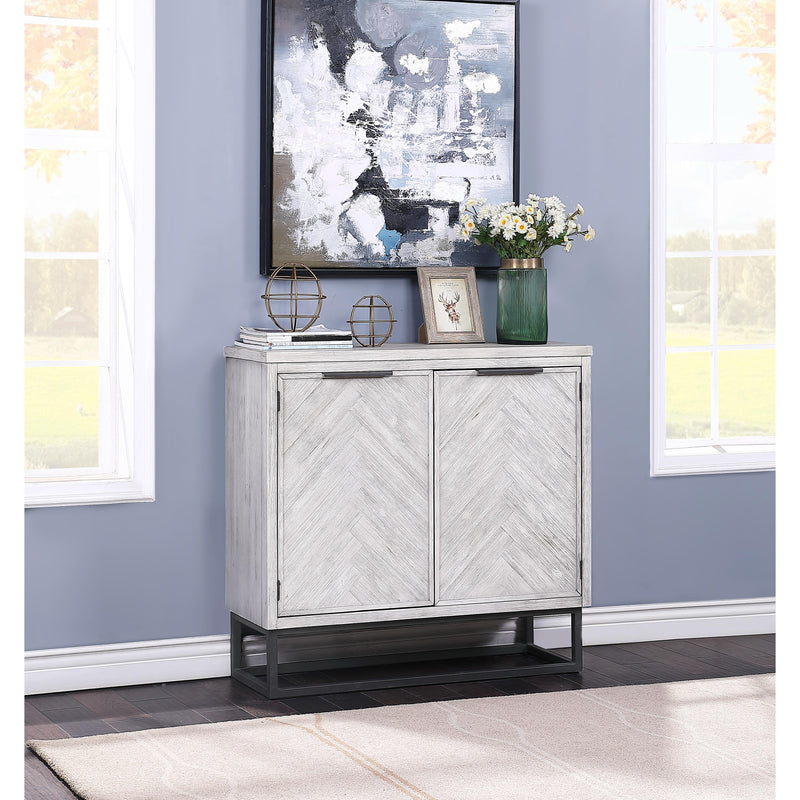 Coast to Coast Accent Cabinets Cabinets 48206 IMAGE 5