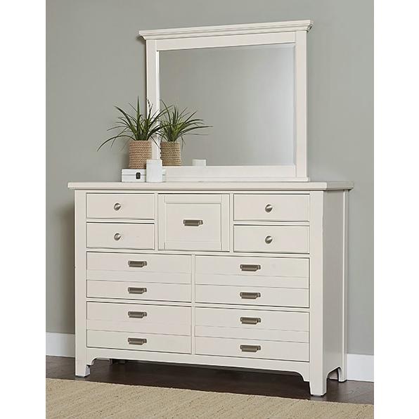Vaughan-Bassett Bungalow 9-Drawer Dresser 744-002 IMAGE 3