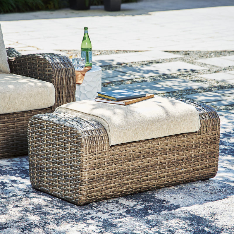 Signature Design by Ashley Outdoor Seating Ottomans P507-814 IMAGE 4